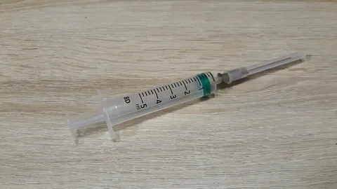 تصویر 2 از سرنگ آسپیره کننده با مکش دقیق و طراحی مناسب